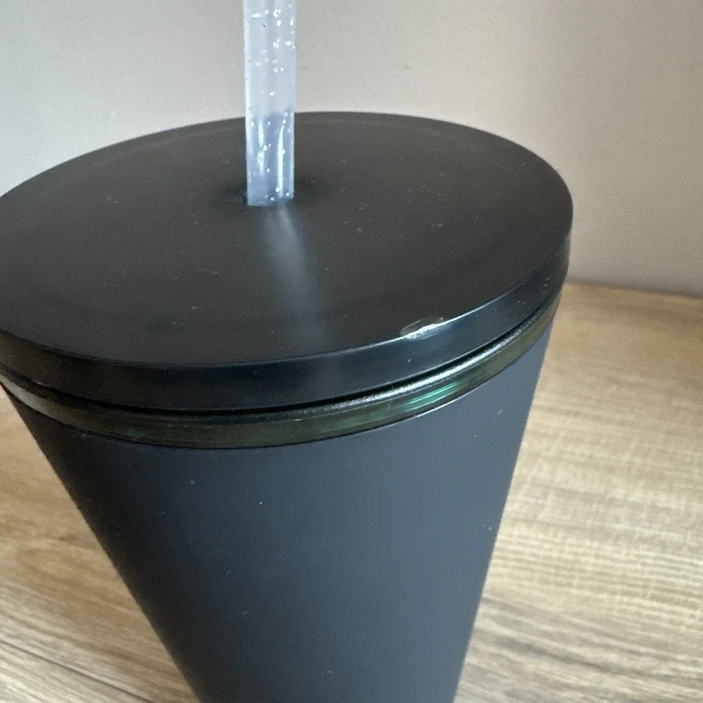 Starbucks‎ Tumbler Matte Black Green Cold Cup To Go 16 Oz